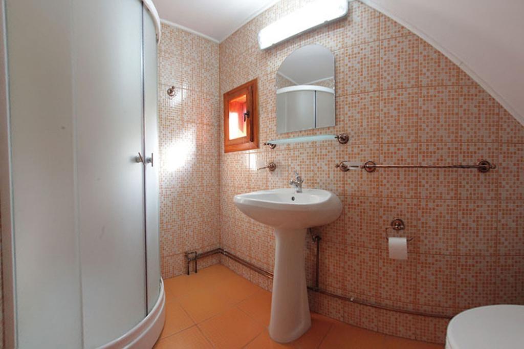 Pensiunea Flori De Camp Vatra Dornei Quarto foto